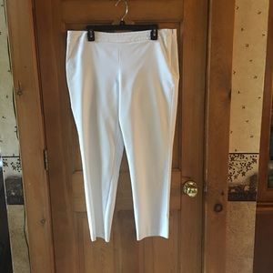 CHAUS New York White Pants